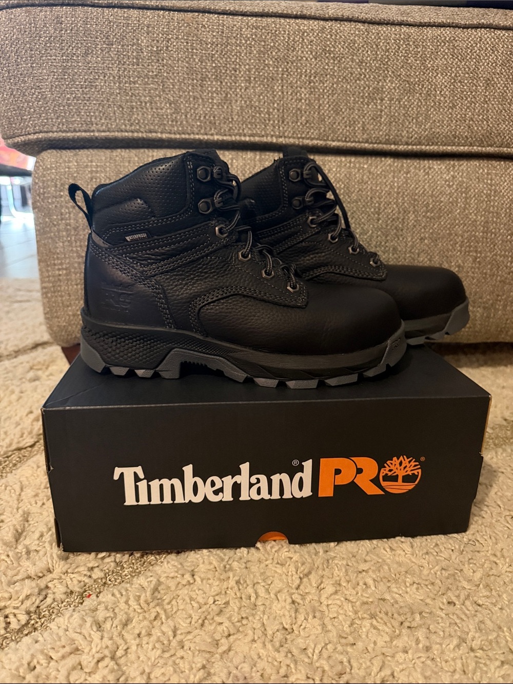 Timberland PRO WOMEN Black Work Boots with Sturdy Lug Sole